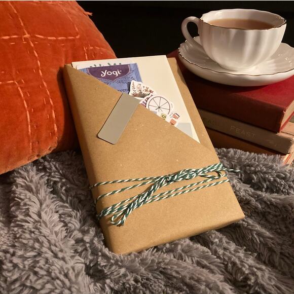 Blind Date with a Book - Literary Fiction - Picture 1 of 2